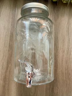 New! Glass Beverage Dispenser with Spigot $10 Each