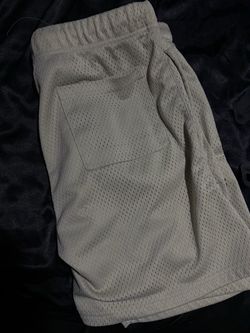 Essential shorts small medium