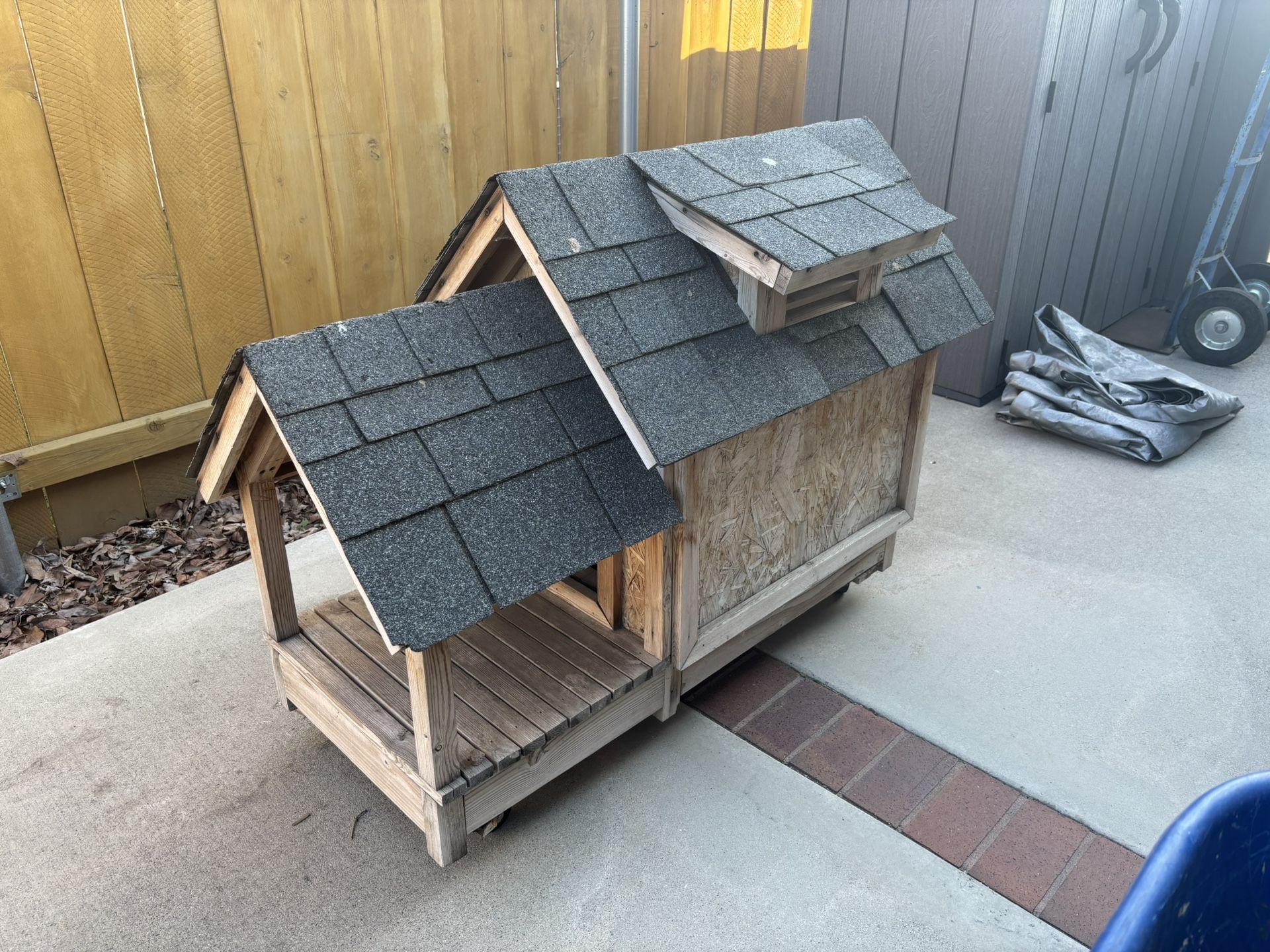 Dog House