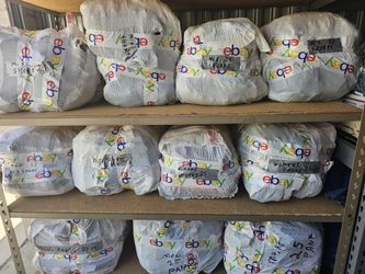 Mens & Women's Shorts  Bales Vendors Thrift Stoes