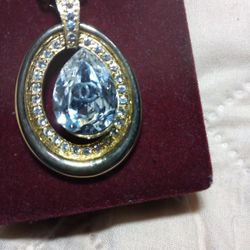 Collar, Earrings, Bracelets