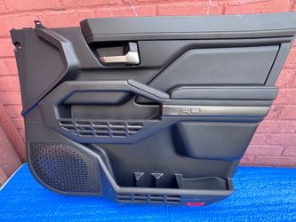 2025 TOYOTA TACOMA N400 RH FRONT RIGHT SIDE INNER DOOR TRIM PANEL | BLACK