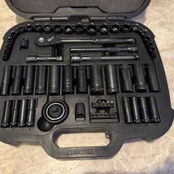 Husky 60-Piece 100-Position Universal Mechanics Tool Set