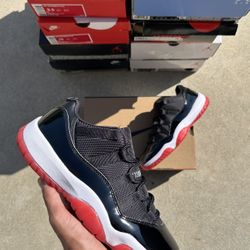 Jordan 11 Low Bred (2025)