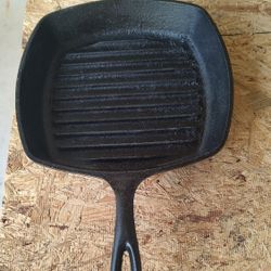 Lodge 8 Inch Cast Iron Skillet Fry Pan