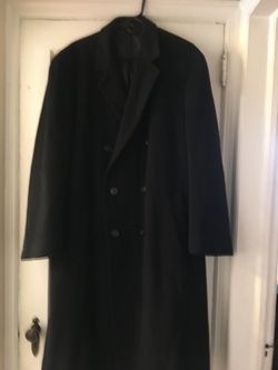 Men’s Black London Fog Overcoat in Good Condition - Size 44