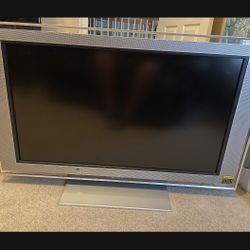 Sony Bravia KDL-XBR2 45inch LCD HDTV