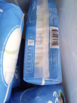 50$ cash takes 330# diapers size 5 new