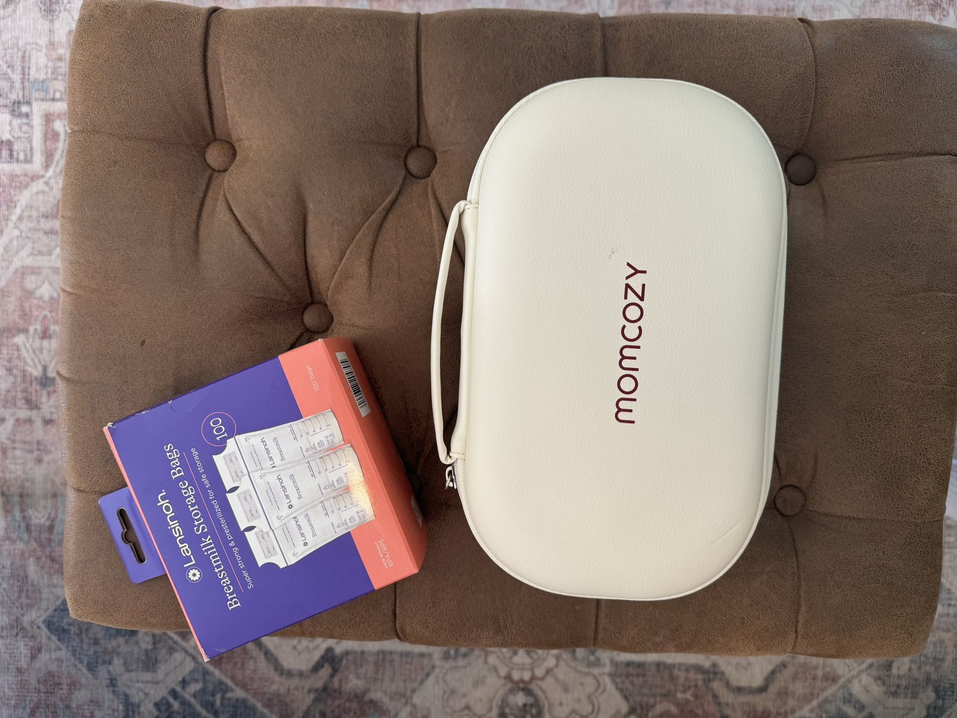 Mom Cozy Breast pump And Lansinoh Breastmilk Storage Bags