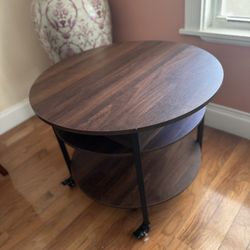 Versatile Coffee table With Hidden Storage