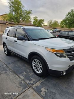 Explorer -2015-SUV-Vehicles