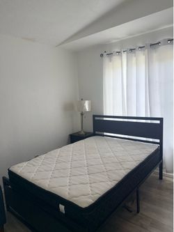 Full bed frame