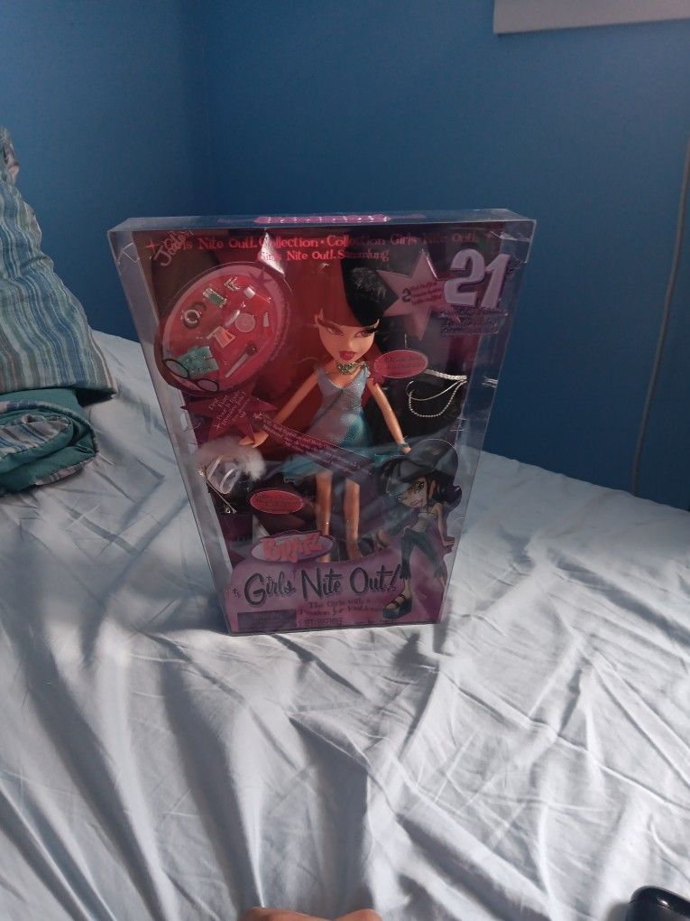 Bratz Girls Night Out! 21st Birthday Edition Jade Doll