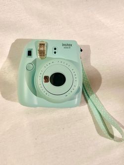 Blue POLAROID CAMERA for repair or parts