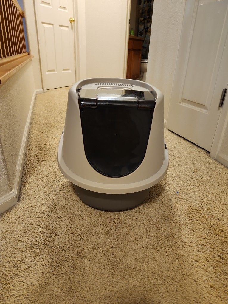 Cat Litter Box