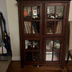 Cabinet $100