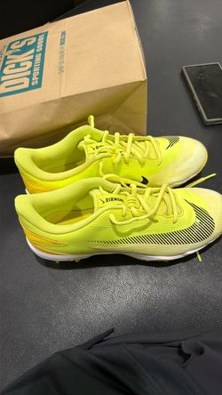 Nike 8.5 diamond fast flex baseball cleats