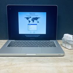 Apple MacBook Pro 13-inch Core i5 Turbo 2.5Ghz 16GB RAM and 1TB Solid State