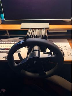 Fanatec CSL DD wheelbase and pedals with clutch