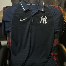 Nike dri-fit, yankees polo