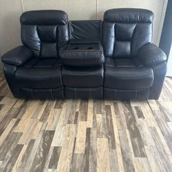 Reclinable Set Of Sofas