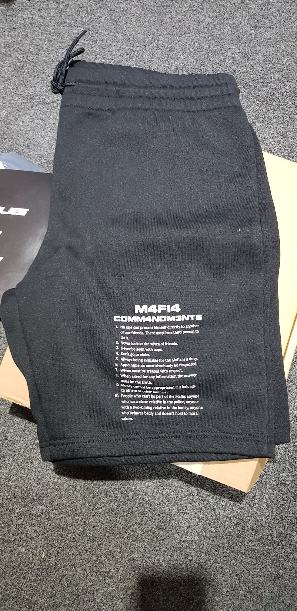 Kanye West M4F14 Shorts Commandments size XL