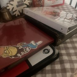 Pokemon Cards , iMac And Oculus 