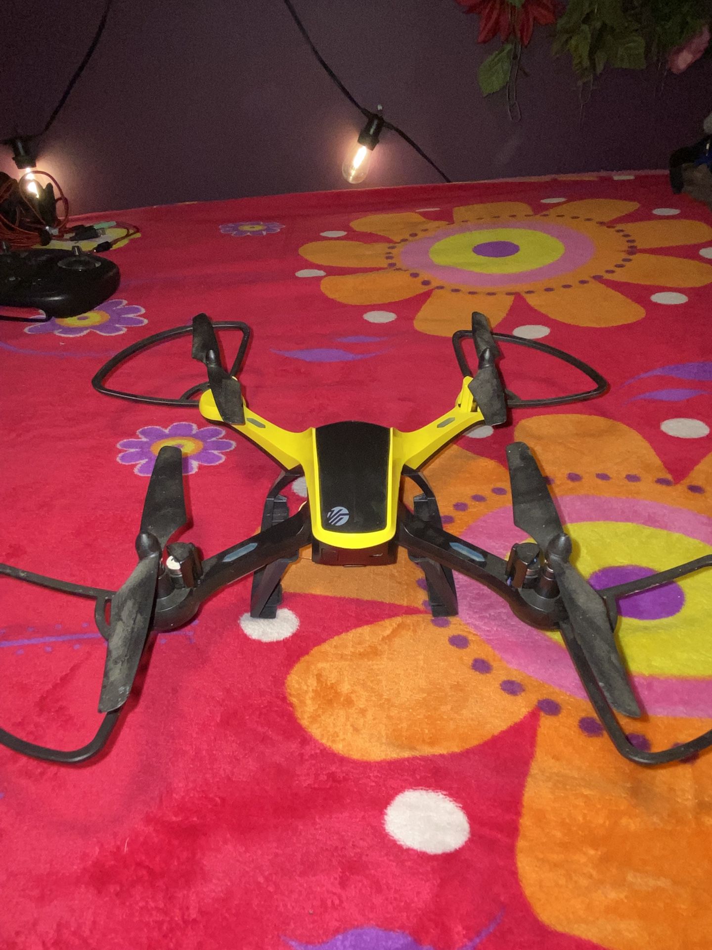 Vivitar DRC-445 VTI Skytracker GPS Drone