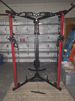 Cable Machine / Functional Trainer