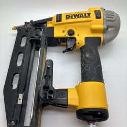 DEWALT NAILER & STAPLER (DWFP71)