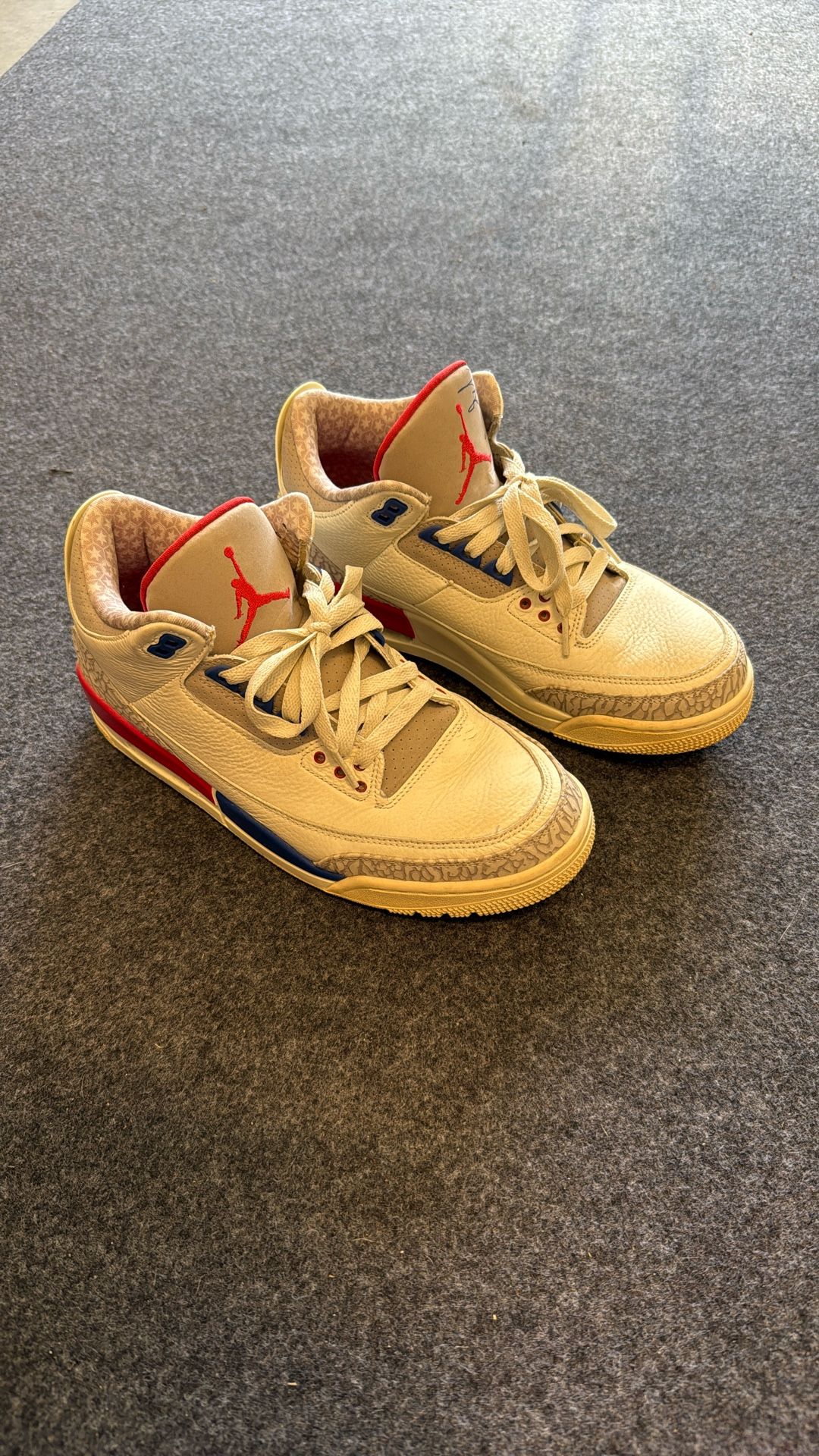 Air Jordan 3 International Flight - Men’s 9