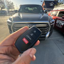 Llaves De Autos / Car Keys And Remotes 