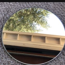 Round Center Piece Mirrors 