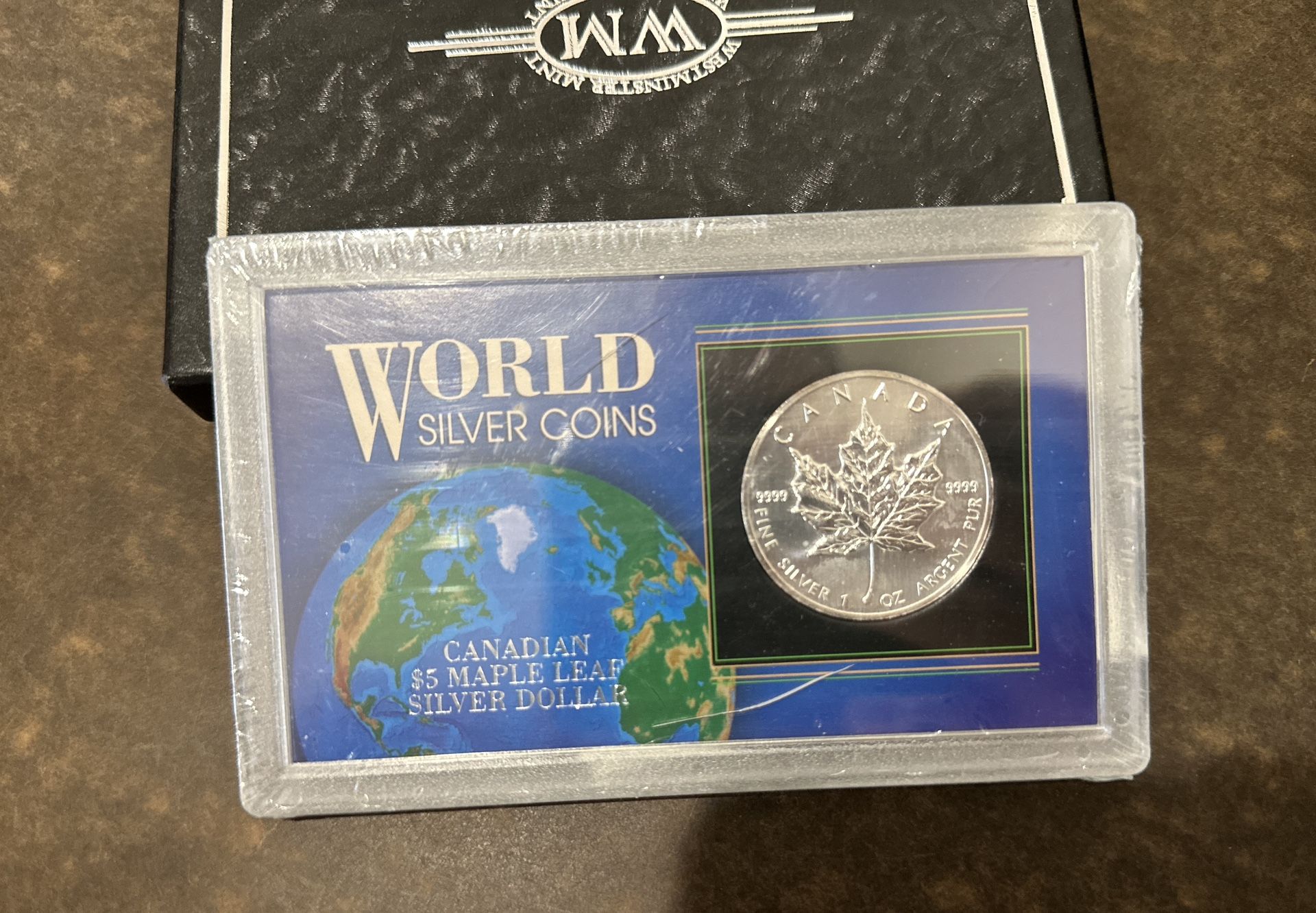 Sealed 1989 1 oz .999 Silver Canadian $5 Maple Leaf World Silver Coins