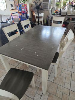Free table