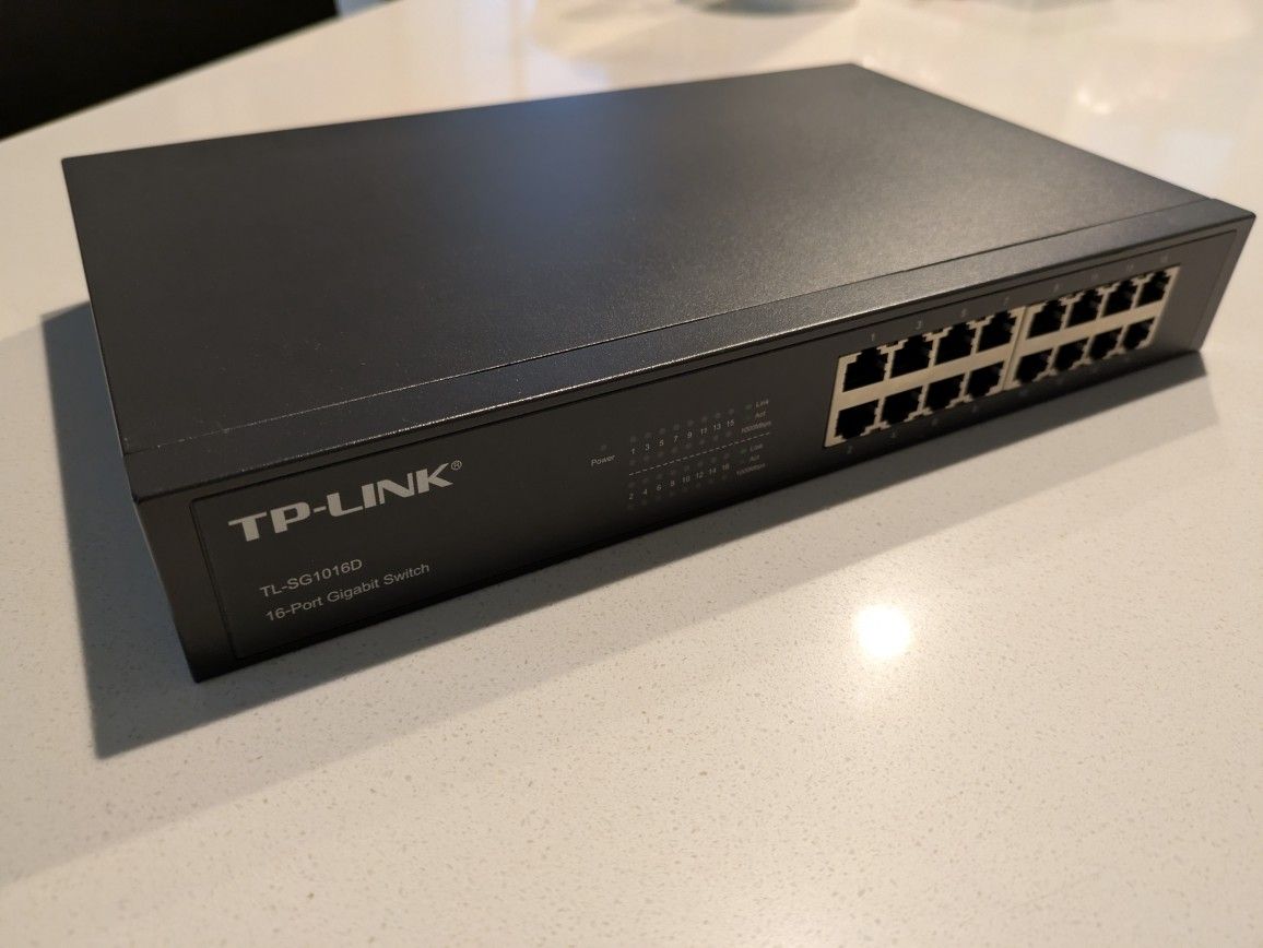 TP-Link 16-port Gigabit Switch