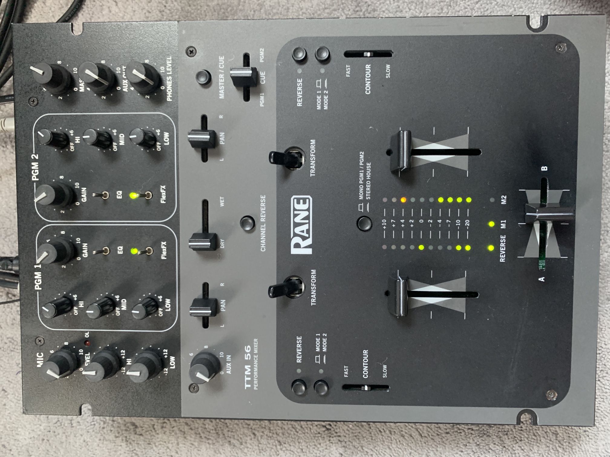 Rane TTM 56 2-Channel DJ Scratch Mixer *READ DESCRIPION*