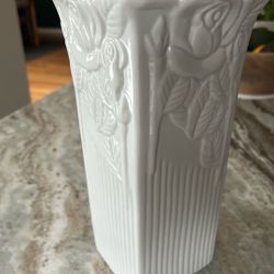 White Vase with Porcelain Finish - 10” - Art Nouveau Style