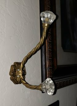 VINTAGE BRASS METAL ORNATE VICTORIAN ART DECO HOLLYWOOD REGENCY CRYSTAL WALL HAT COAT CLOTHES WALL HOOK