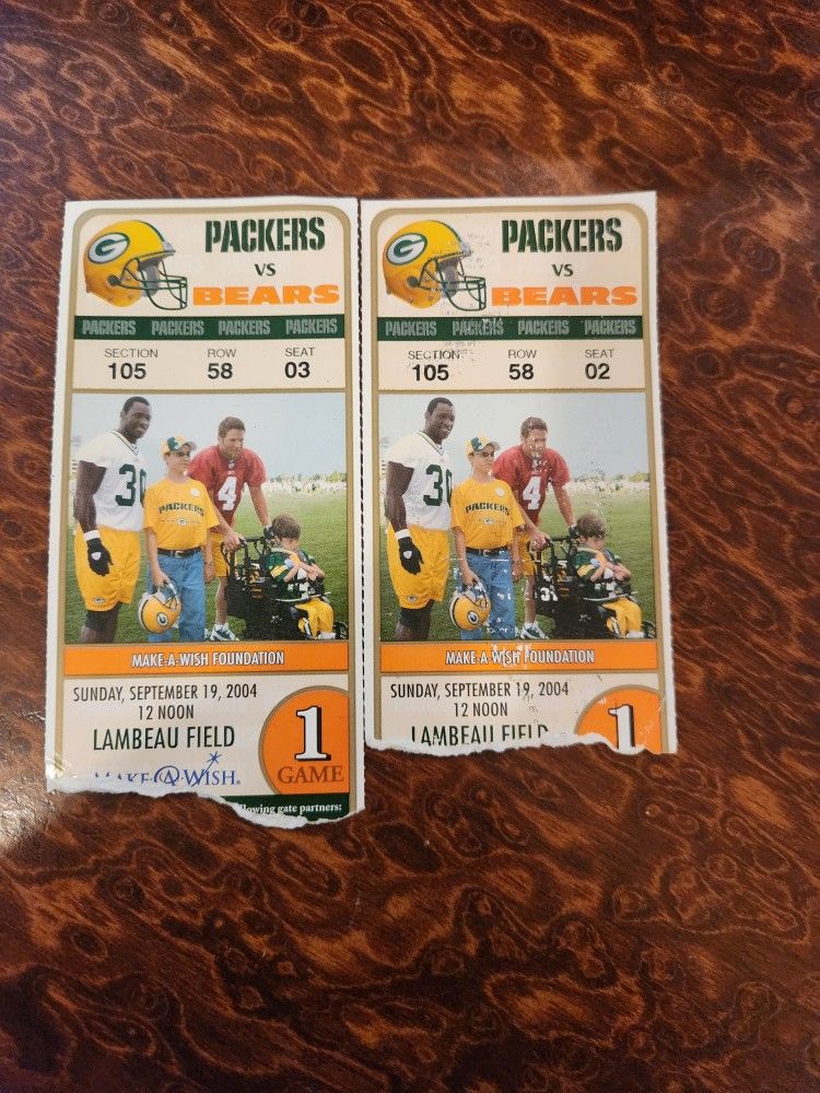 2004 HOME OPENER GAME BEARS AT PACKERS TICKET STUBS BRETT FAVRE ON FRONT OF TICKET
