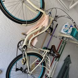 Lady’s Bike 