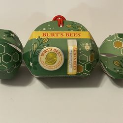 Burt’s Bees Shortbread Cookie Lip Balm & Lemon Butter Cuticle Cream