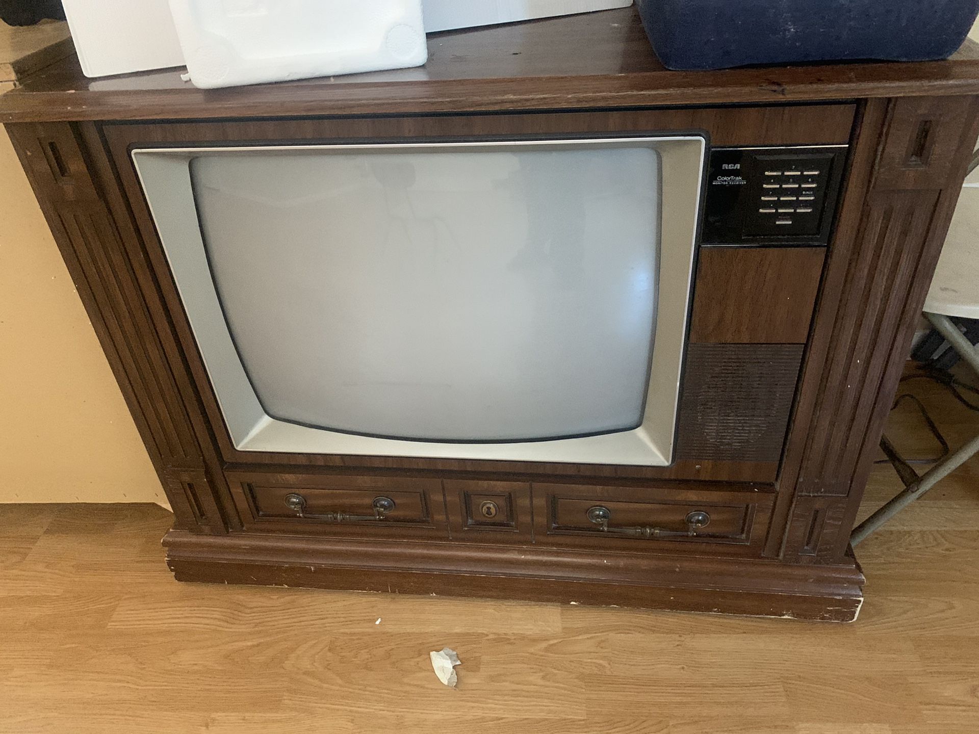 Free Floor Model TV for Sale in North Las Vegas, NV OfferUp