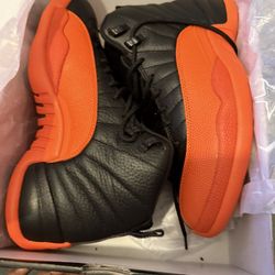 Jordan12 Black Brilliant Orange White 10 In Half In Women