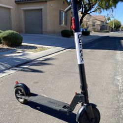 Gotrax GXL V2 Electric scooter 