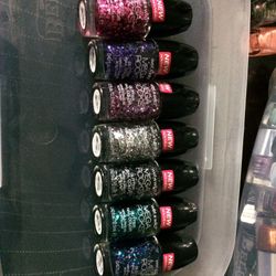 Wet n wild nail polishes