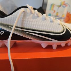 Nike Vapor Edge Soccer/Football Cleats