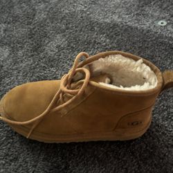 Brown Low uggs size 6