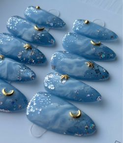 Handmade Almond Press On Nails in Medium Size