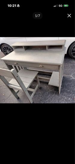 SOLID WOOD RUSTIC DESK /CHAIR